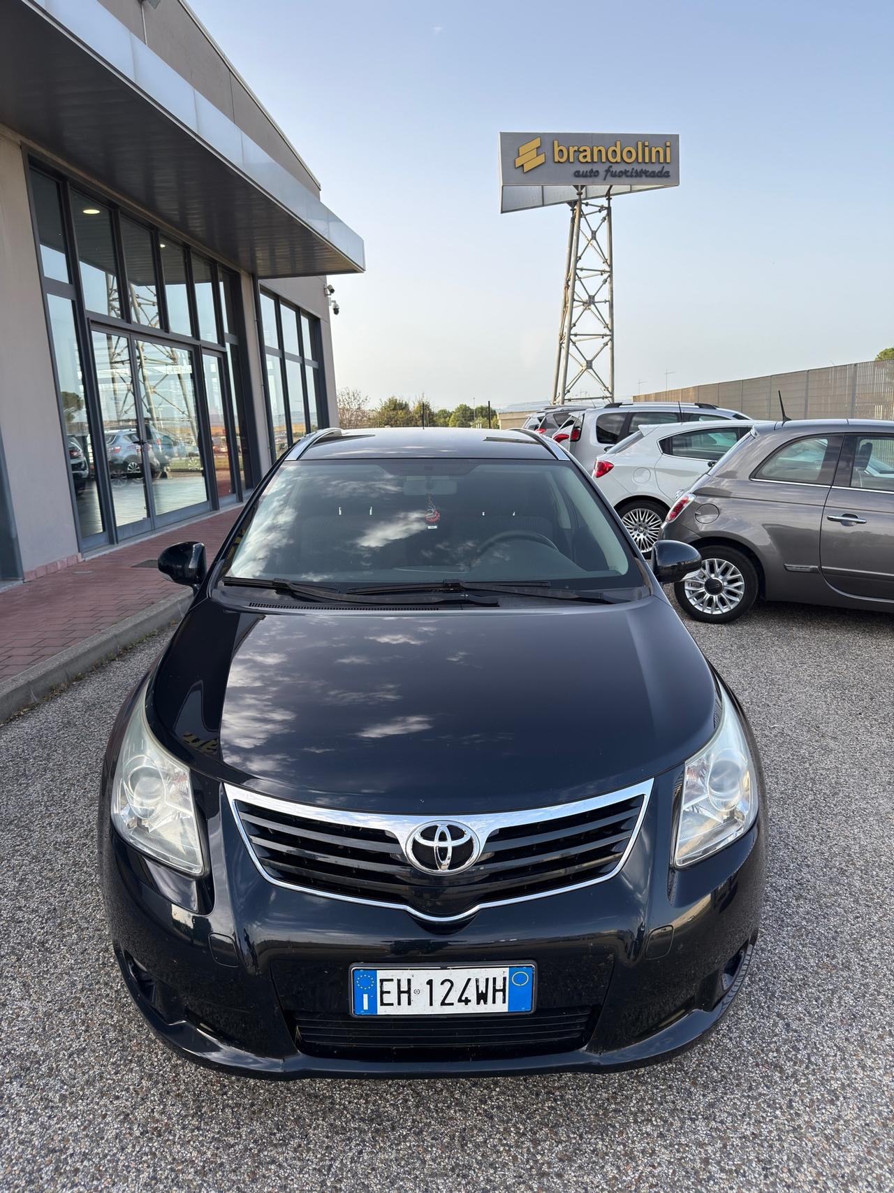 Toyota Avensis 2.0 D-4D Wagon Sol