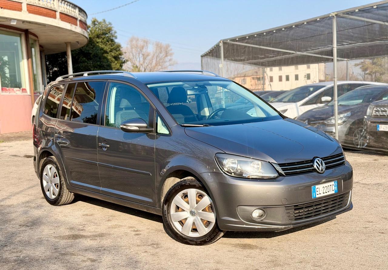 Volkswagen Touran 2012 1.6 TDI km 170,000 GARANZIA 12 mesi ! ! !
