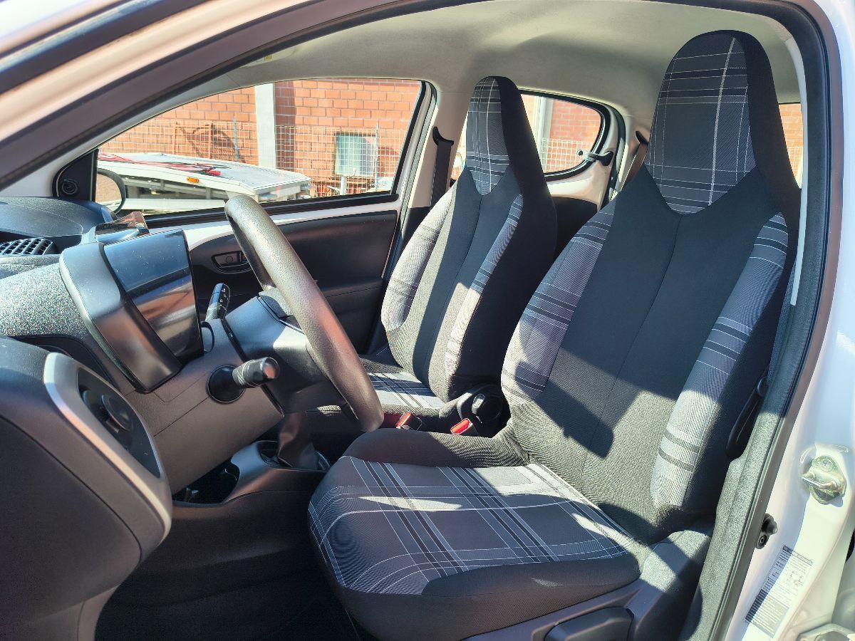 PEUGEOT - 108 - PureTech 82 5p. Active TOP!