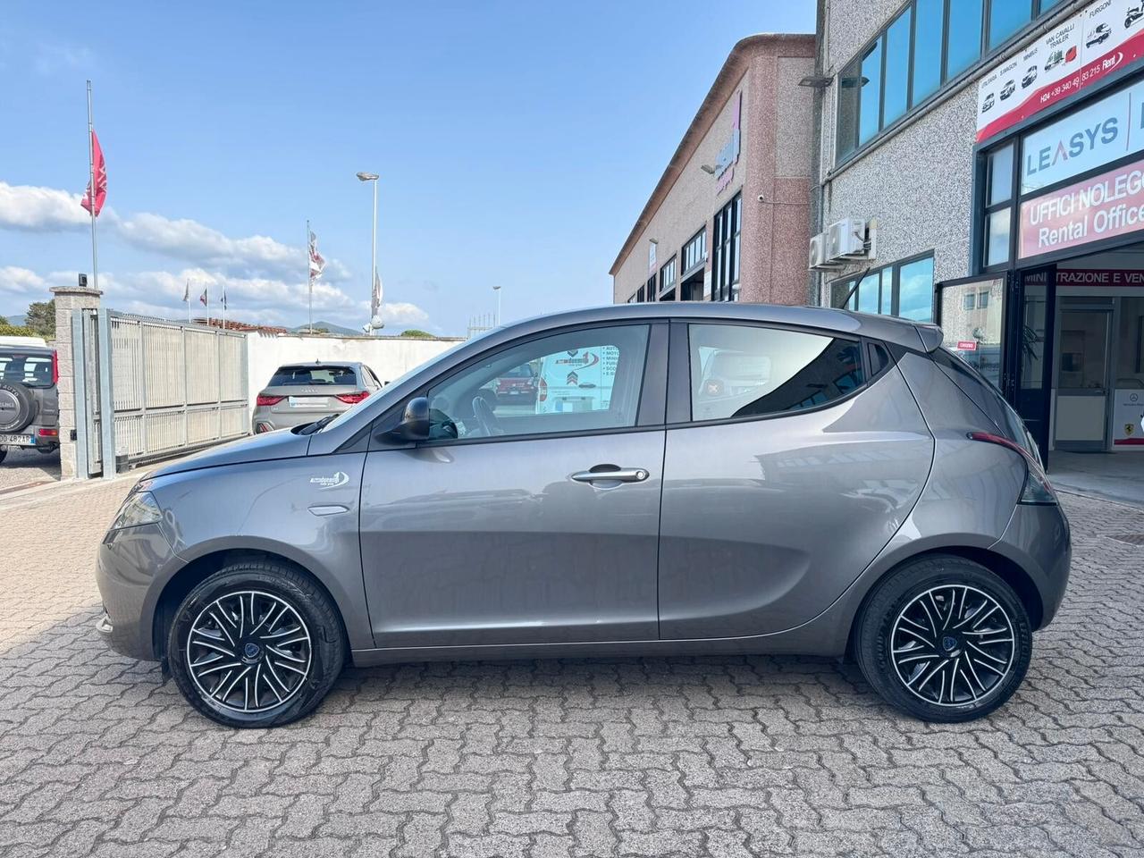 Lancia Ypsilon 1.0 FireFly 5 porte S&S Hybrid Gold