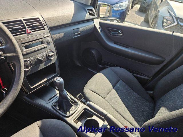 MERCEDES-BENZ A 180 CDI Elegance