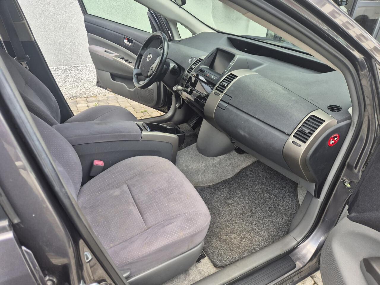 Toyota Prius 1.5i 16V IBRIDA AUTOMATICA 89000KM!!!