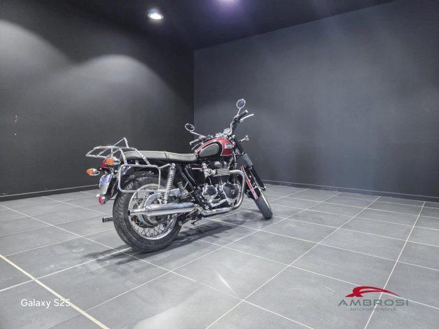 TRIUMPH Bonneville T100