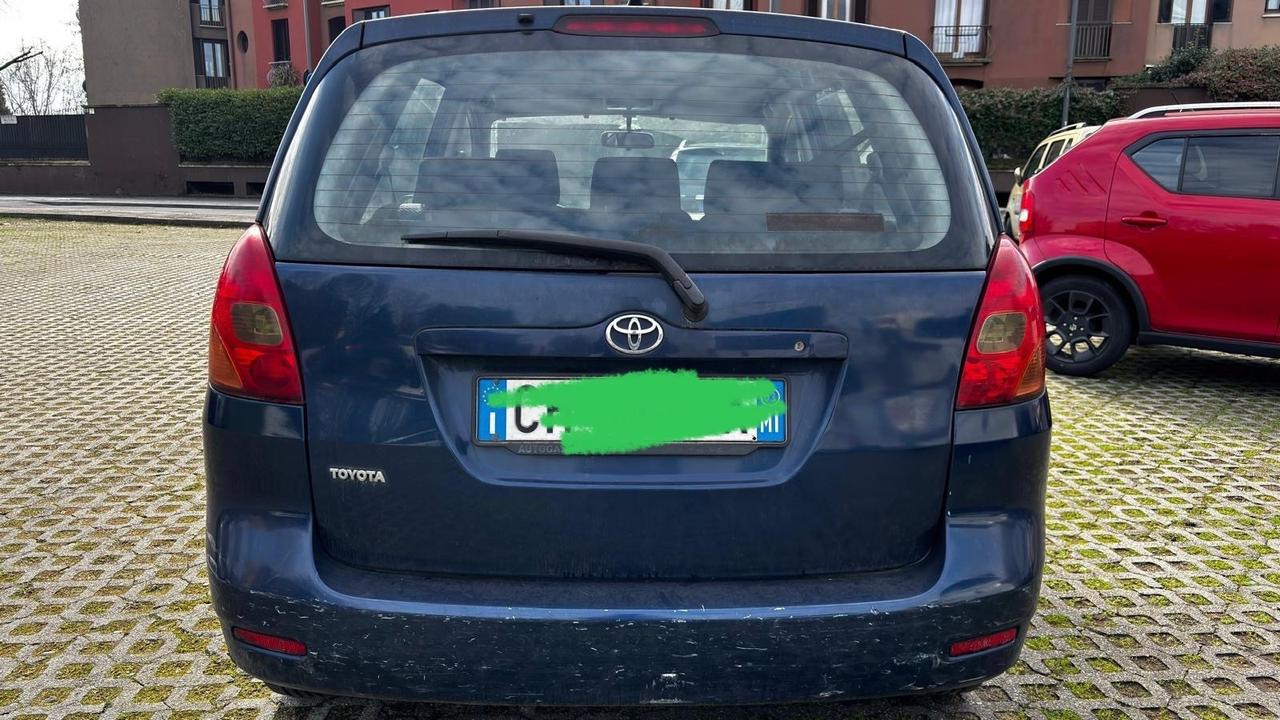 Toyota Corolla Verso 1.8 Benzina 136 CV