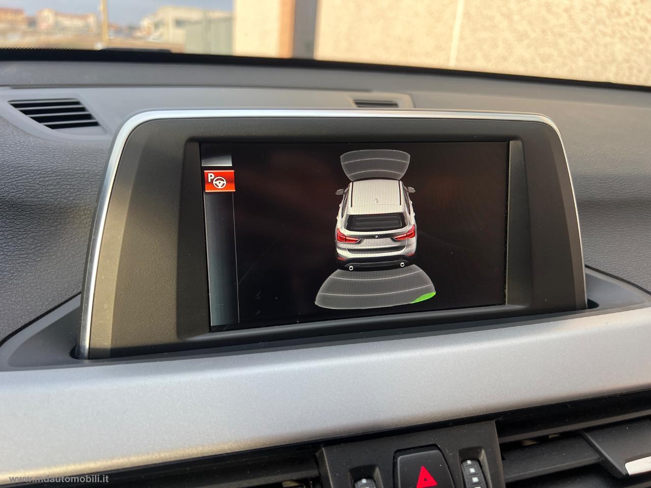 BMW X1 sDrive18d Business AUTOMATICA NAVIGATORE