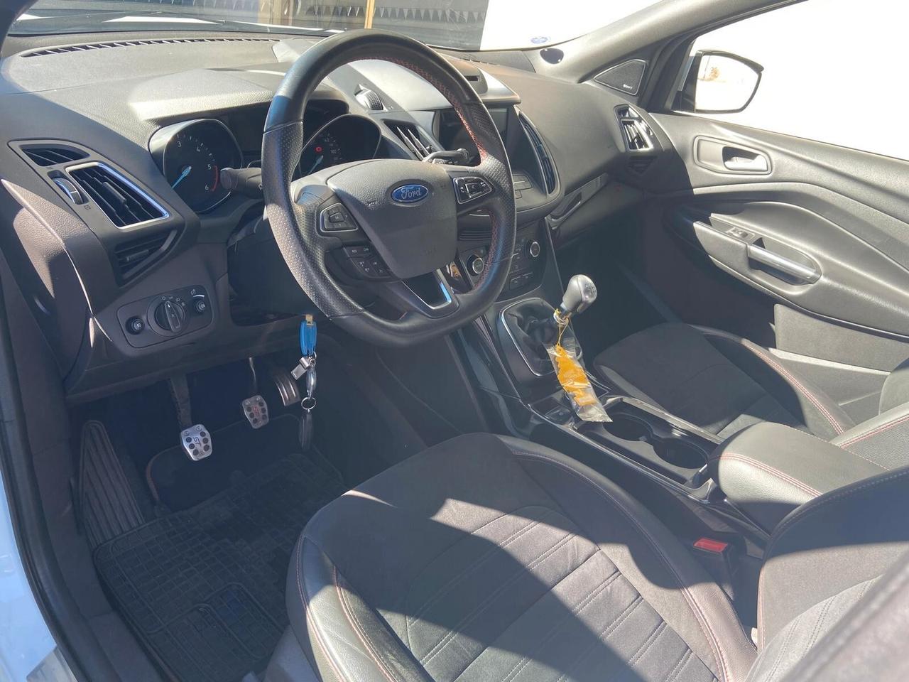 Ford Kuga 2.0 TDCI 120 CV S&S 2WD ST-Line