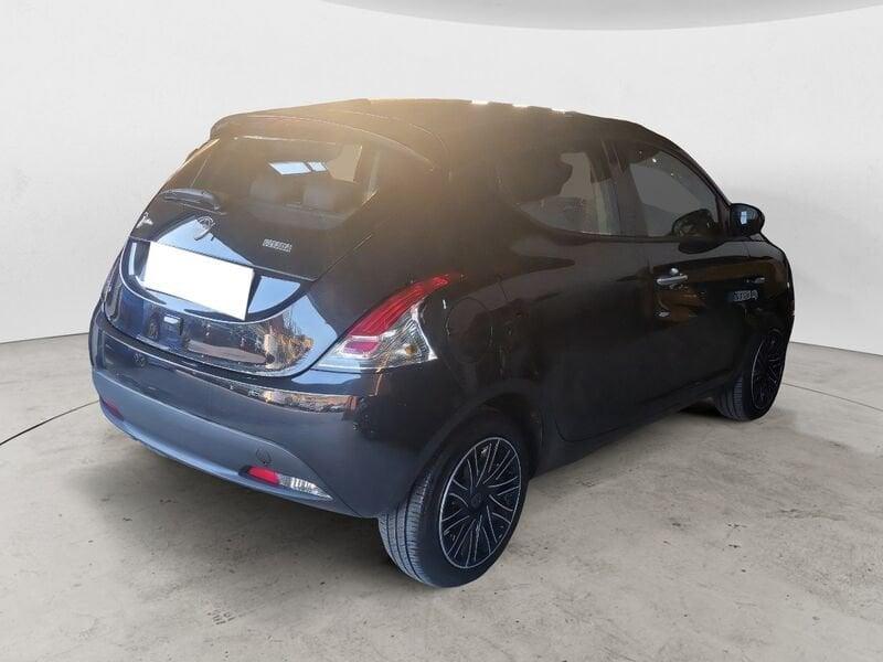 Lancia Ypsilon III 2021 1.0 firefly hybrid Gold s&s 70cv 5p.ti