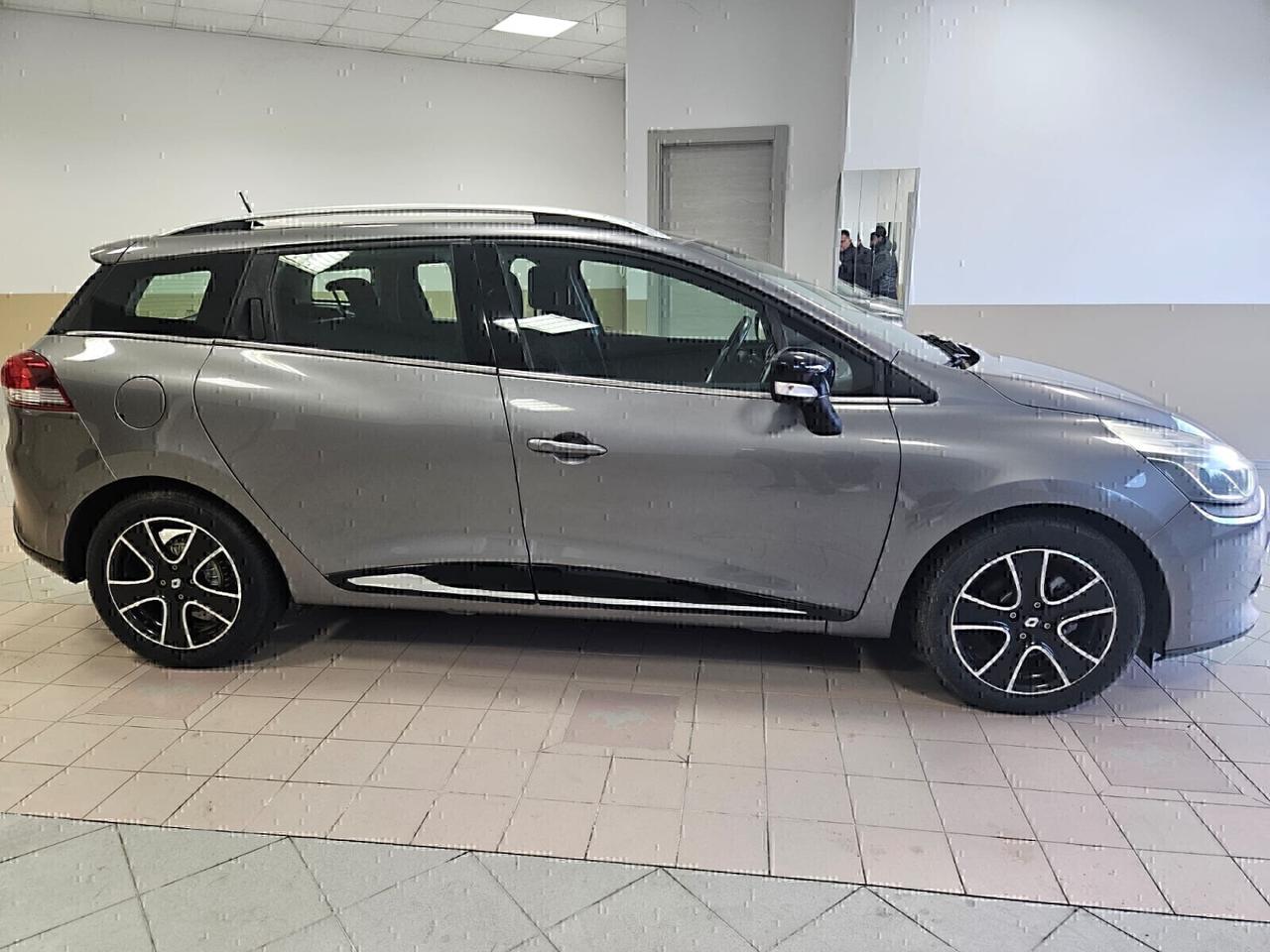 Renault Clio RENAULT CLIO SPORTUR 1.5 DCI