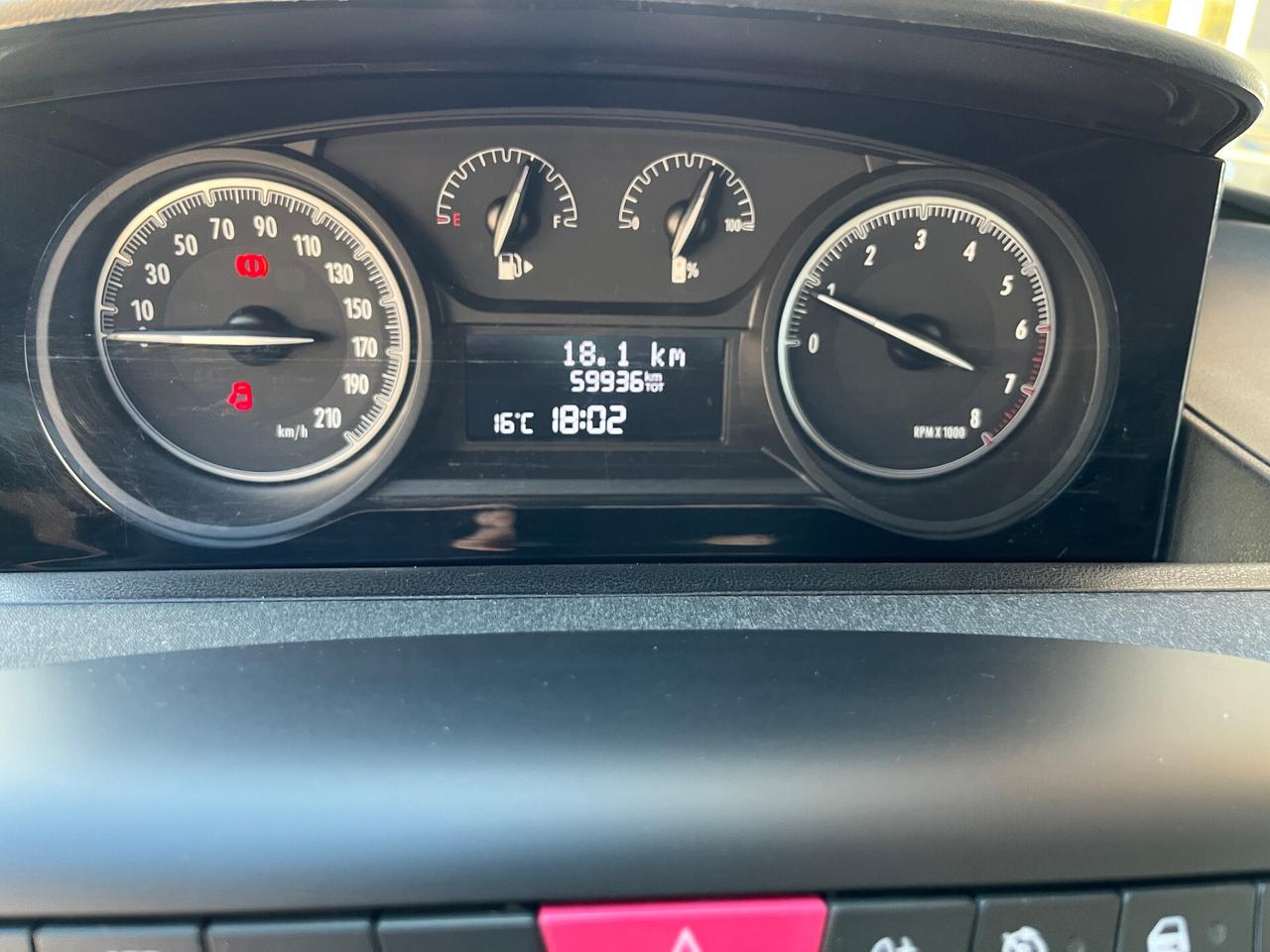 Lancia Ypsilon 1.0 Hybrid 5 porte 70cv -gz749ve-