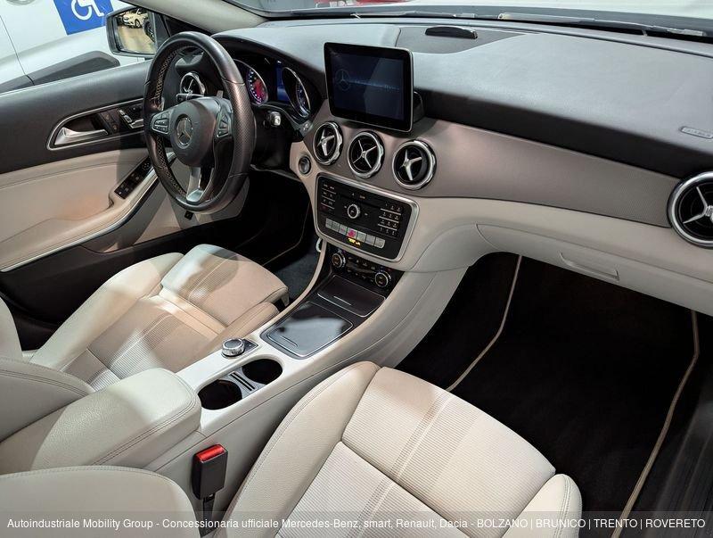 Mercedes-Benz GLA 220 d AUTOMATIC 4MATIC SPORT