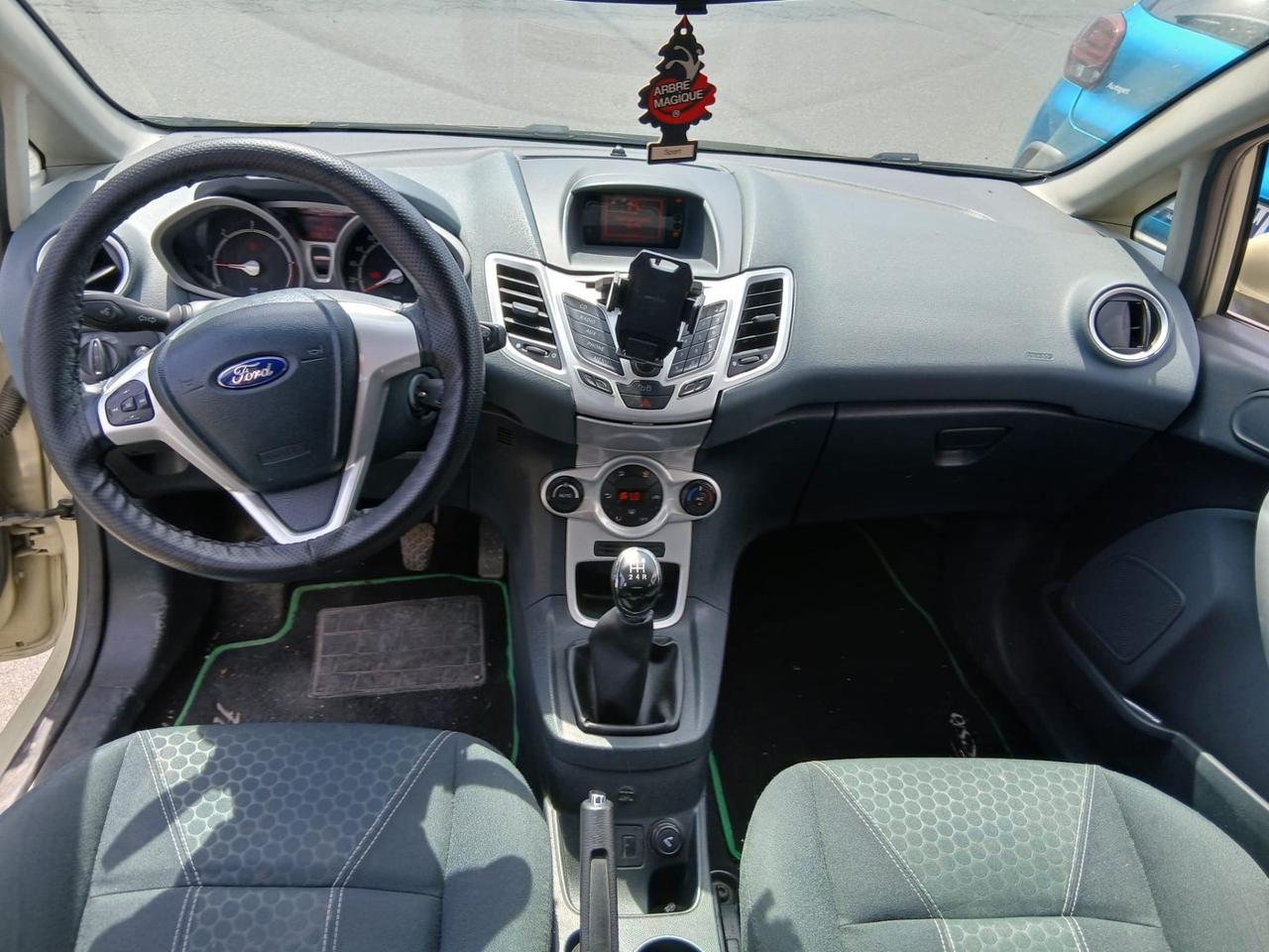Ford Fiesta 1.4 TDCi FULL UFFICIAL FIAT TORINO LEGGI