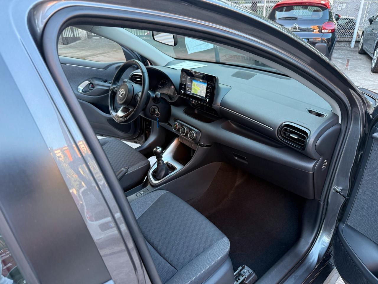 Toyota Yaris 1.0 5 porte Active