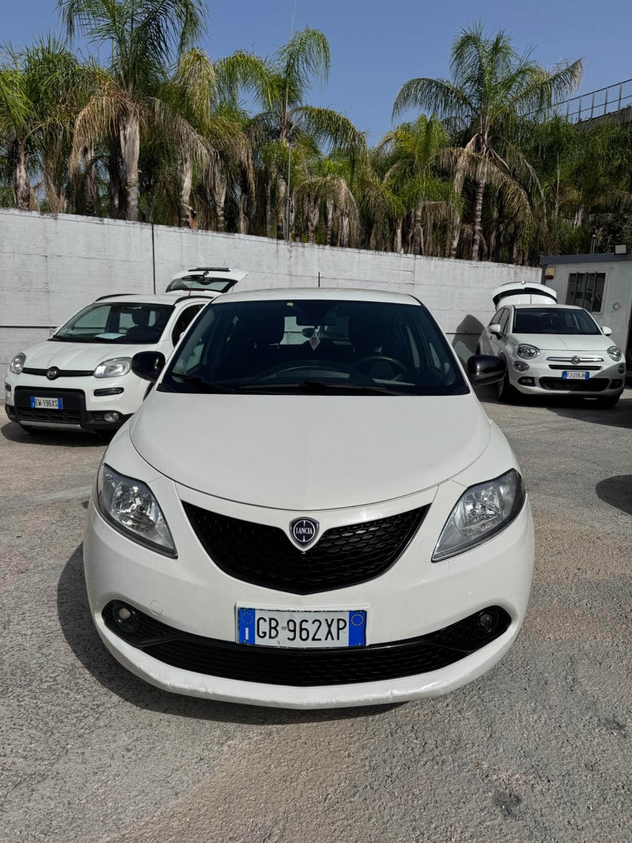 Lancia Ypsilon 1.0 FireFly Gold 12/2020
