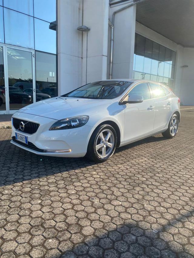 VOLVO V40 D2 Business NEO PATENTATO