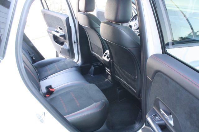 MERCEDES-BENZ GLA 200 Automatic Premium