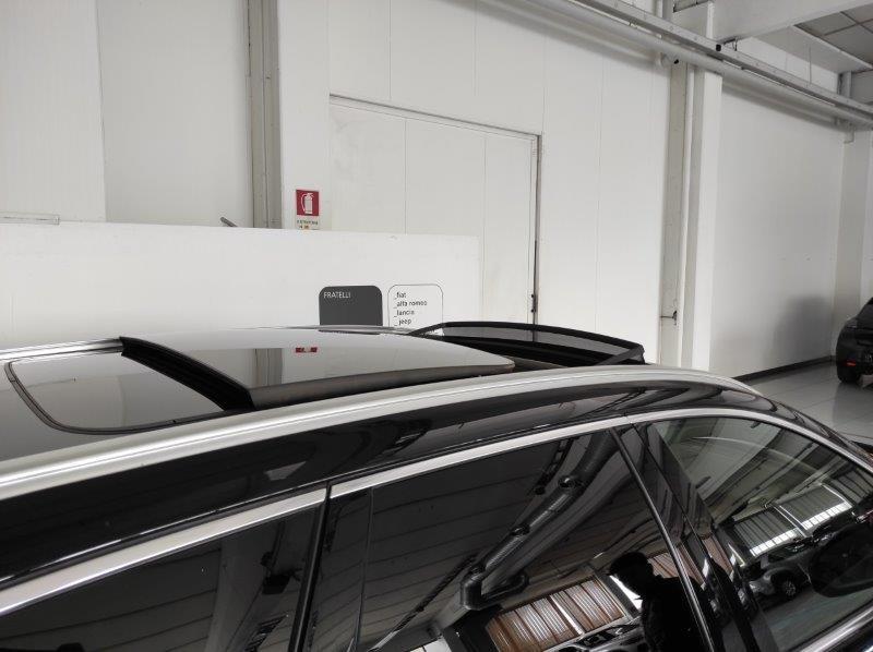 VOLVO XC60 (2017-->) - XC60 T6 Recharge Plug-in Hybrid AWD automatico Core