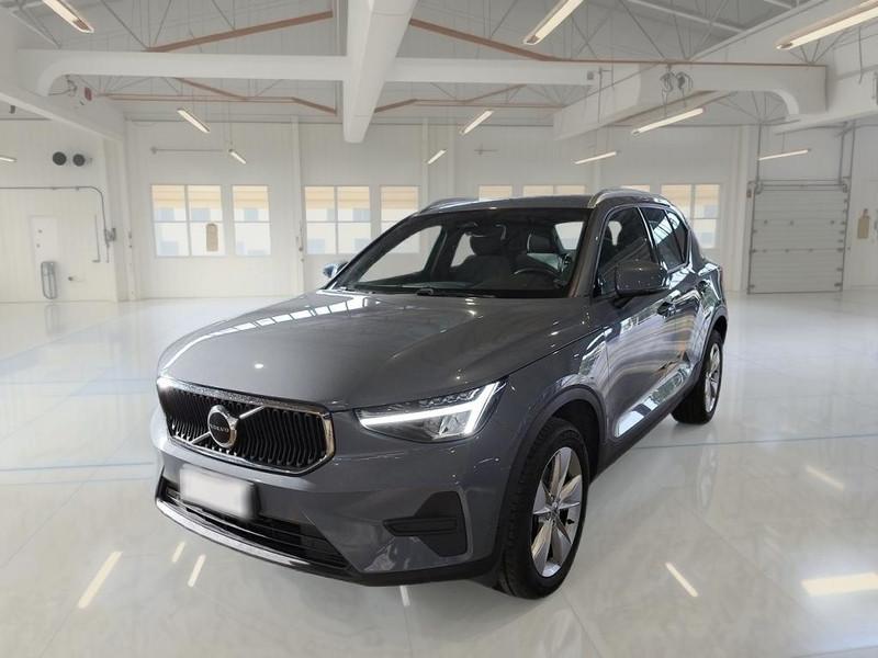 VOLVO XC40 B3 automatico Core