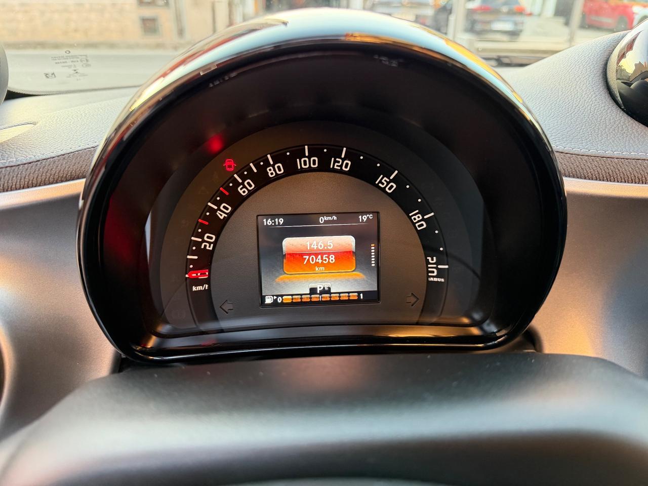 Smart ForTwo BRABUS 0.9 Turbo twinamic cabrio Xclusive 109cv