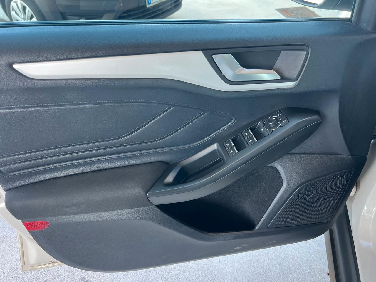 Ford Focus 1.5 EcoBlue 120 CV automatico SW Business