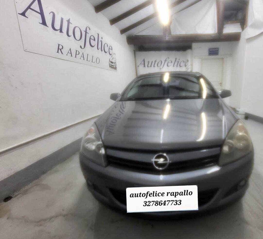 Opel Astra GTC 1.9 CDTI 120CV 3 porte Cosmo