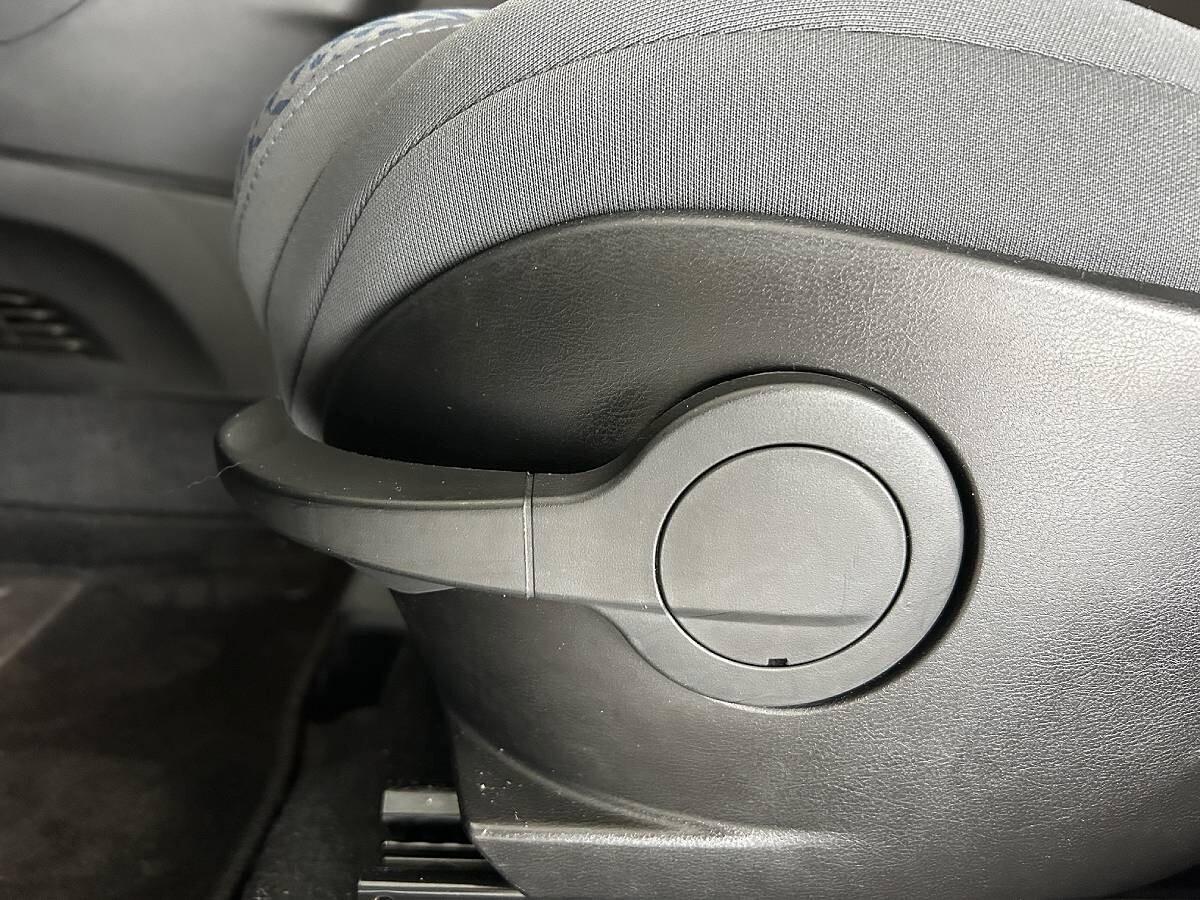 Lancia Ypsilon 1.0 FireFly 5 porte S&S Hybrid Ecochic Silver