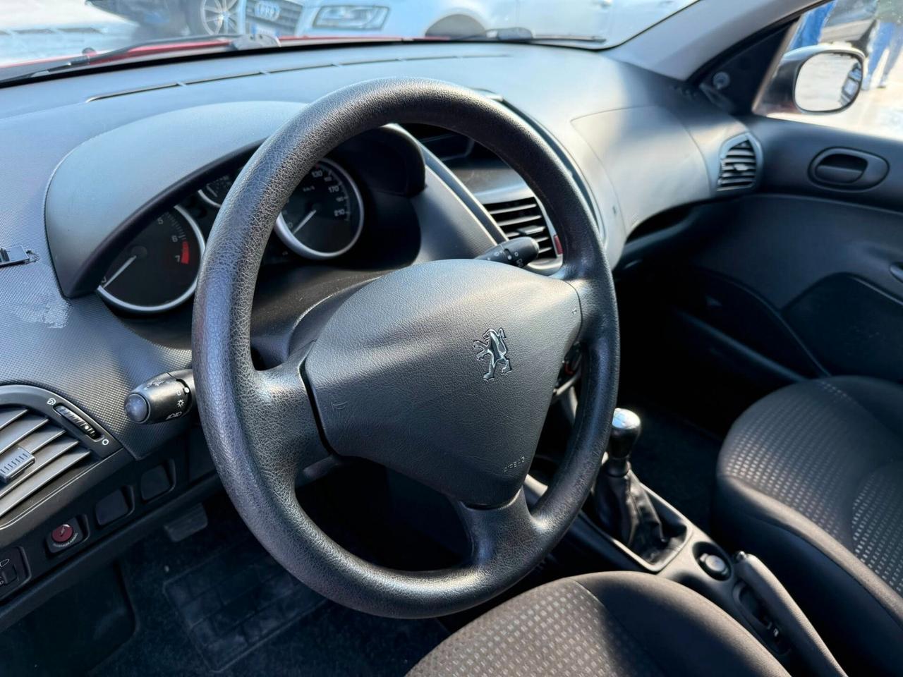 Peugeot 206 Plus 1.1 5p. -UNICOP-