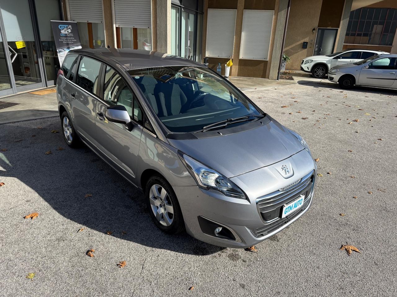 Peugeot 5008 BlueHDi 120 cv - 7 Posti