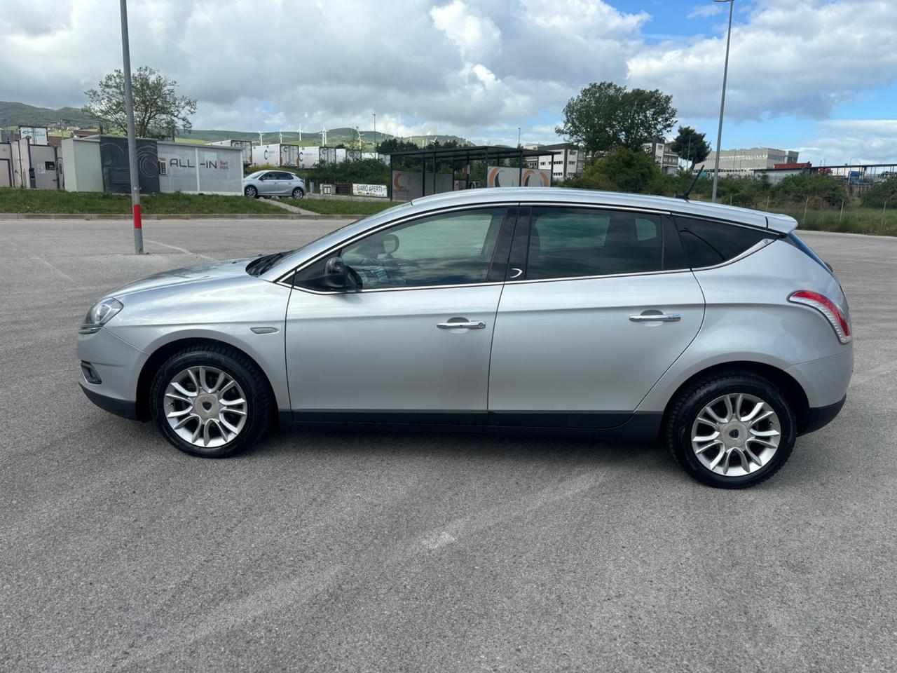Lancia Delta 1.6 MJT DPF S