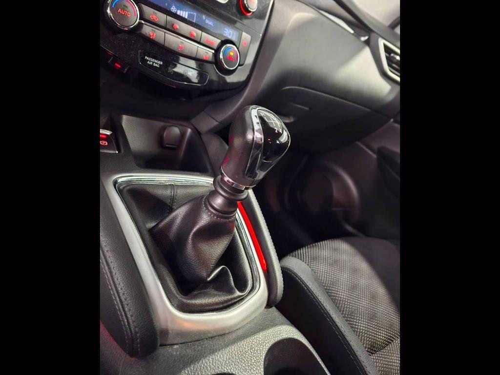 Nissan Qashqai 1.6 dCi Visia 4WD