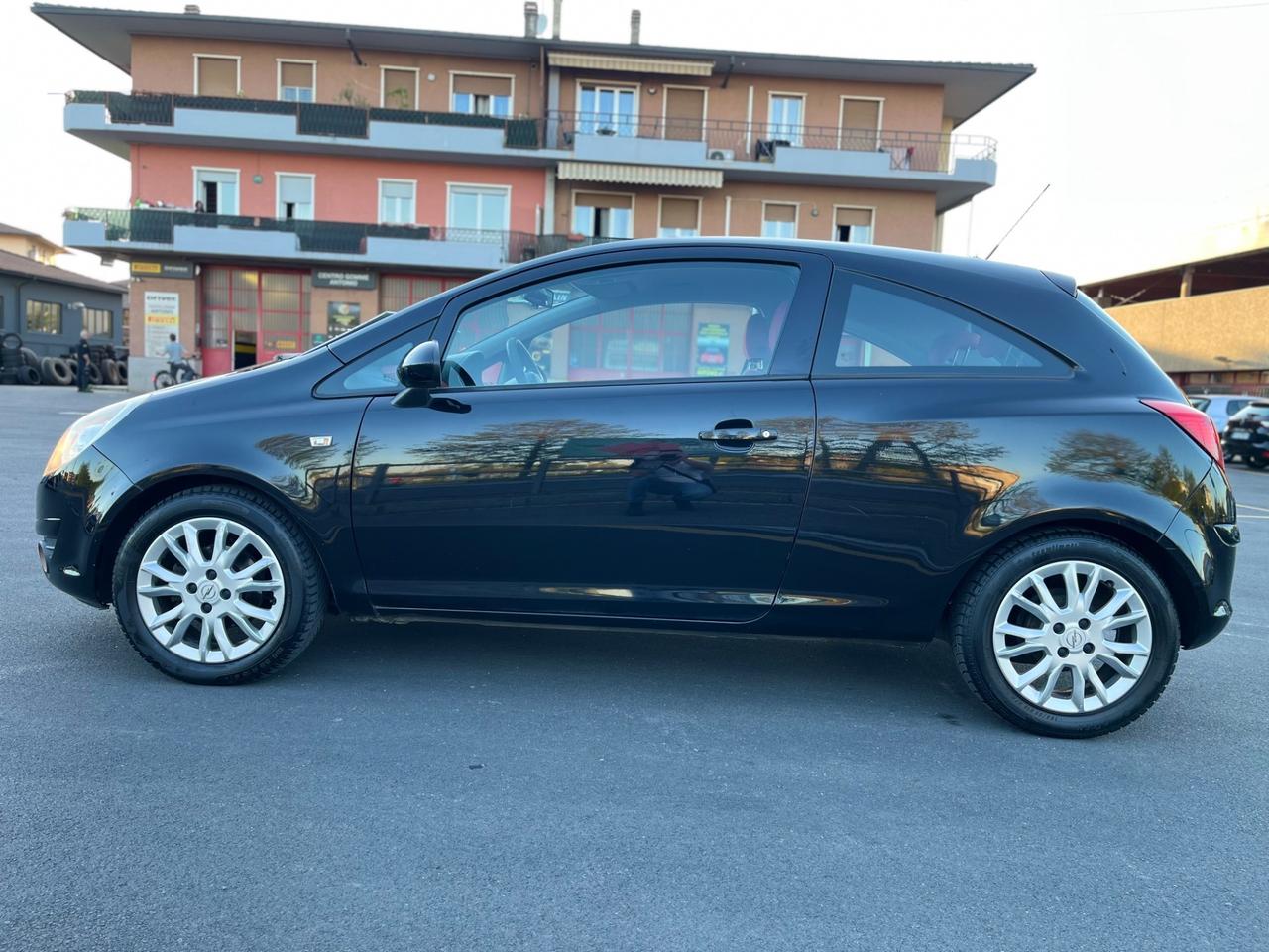 Opel Corsa 1.2 80CV 3 porte GPL-TECH Enjoy