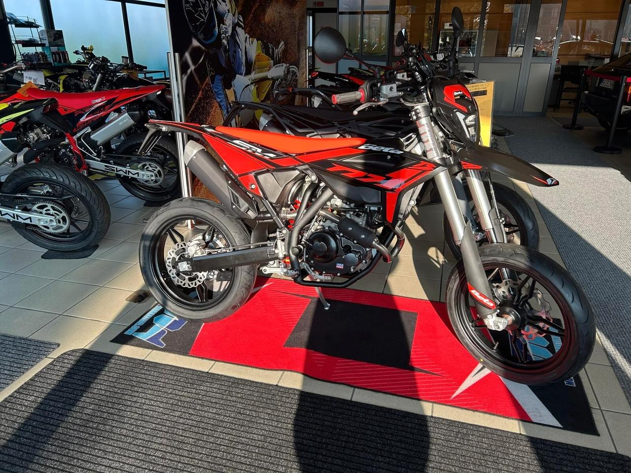 Beta RR Motard 125 4t R e T + ENDURO 125
