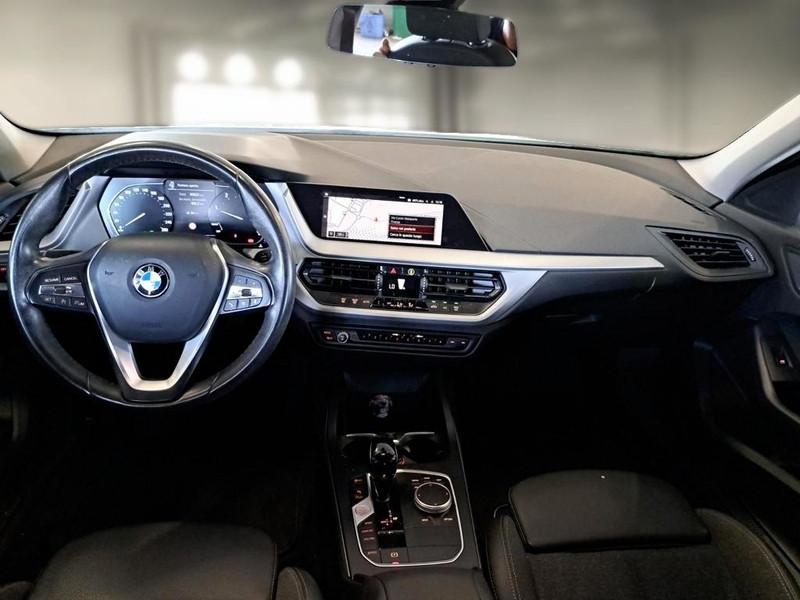 BMW 116 BUSINESS ADVANTAGE AUTO 5 PORTE BERLINA