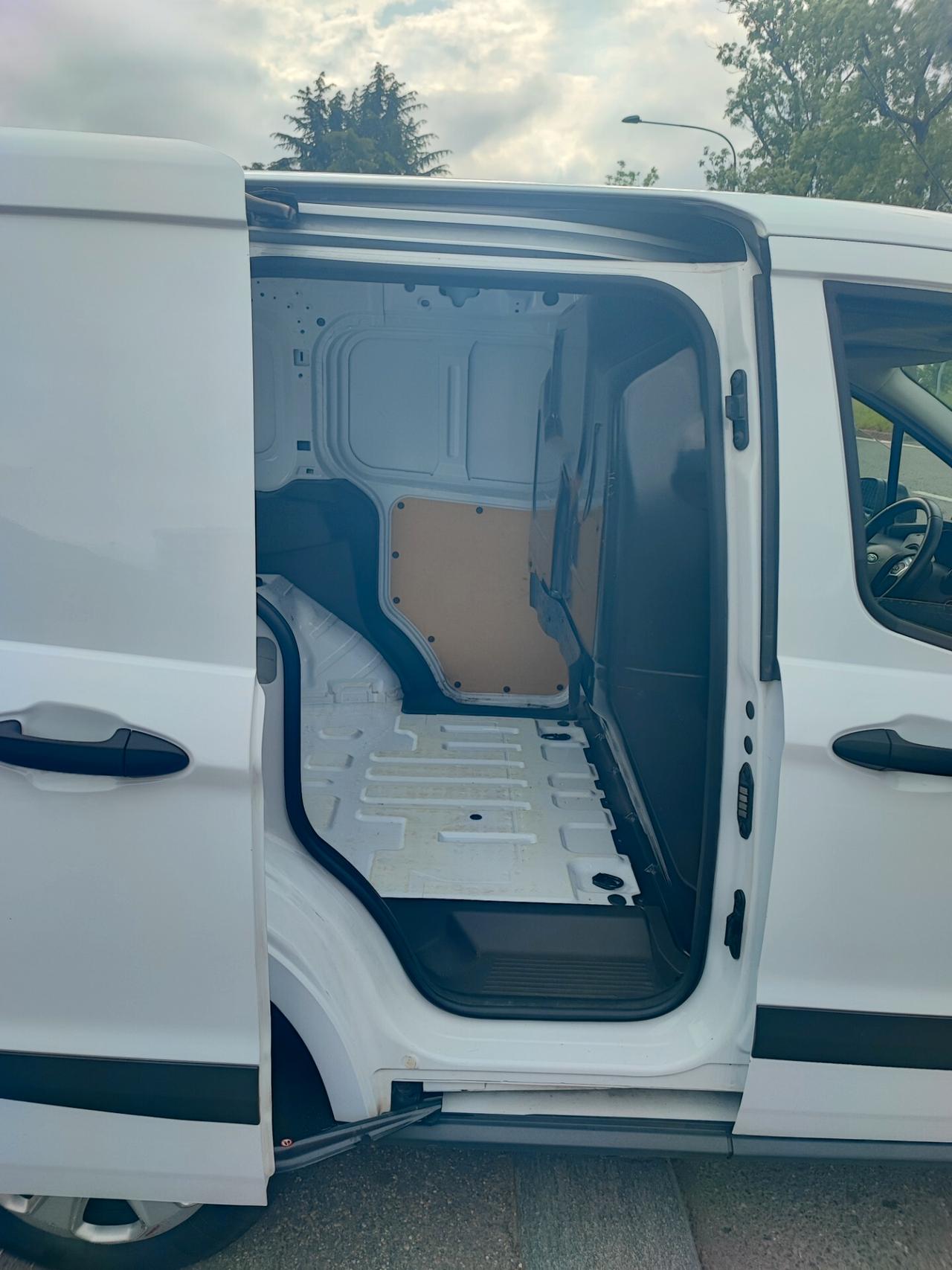 Ford Transit Courier 1.5 TDCi 100CV Van Titanium