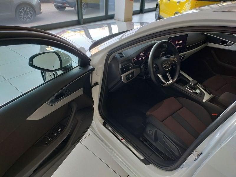 Audi A4 Avant 40 TDI quattro S tronic S line edition