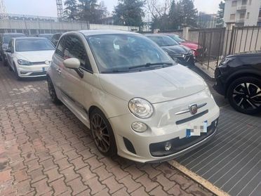 ABARTH 500 1.4 Turbo T-Jet Custom