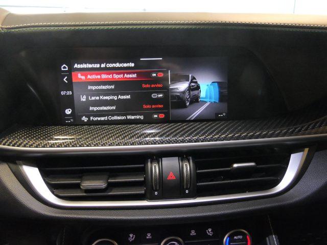 ALFA ROMEO Stelvio 2.9 Bi-Turbo V6 510 CV QV CARBO-AKRAPOVIC
