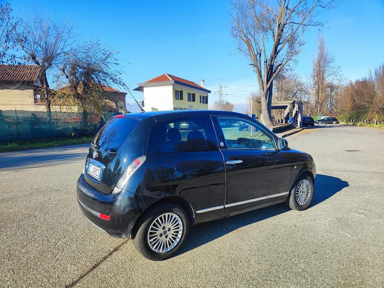 Lancia Ypsilon 1.4 Argento