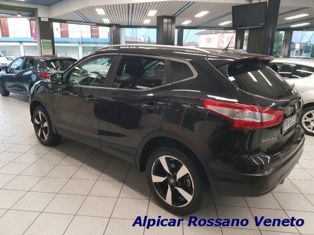 NISSAN Qashqai 1.5 dCi N-Connecta