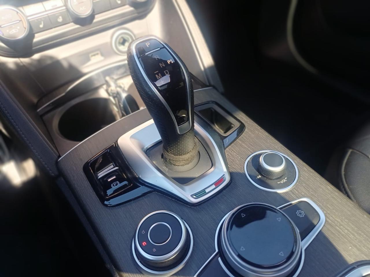 Alfa Romeo Stelvio 2.2 Turbodiesel 210 CV AT8 Q4 Ti