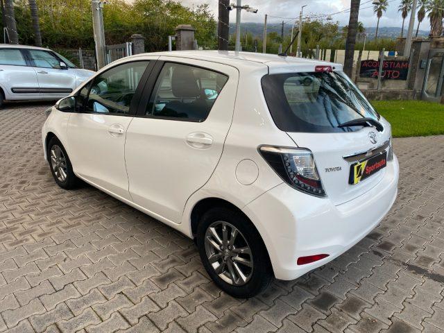 TOYOTA Yaris 1.0 5 porte Active