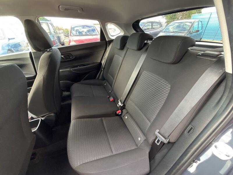 Hyundai i20 1.2 MPI MT ConnectLine