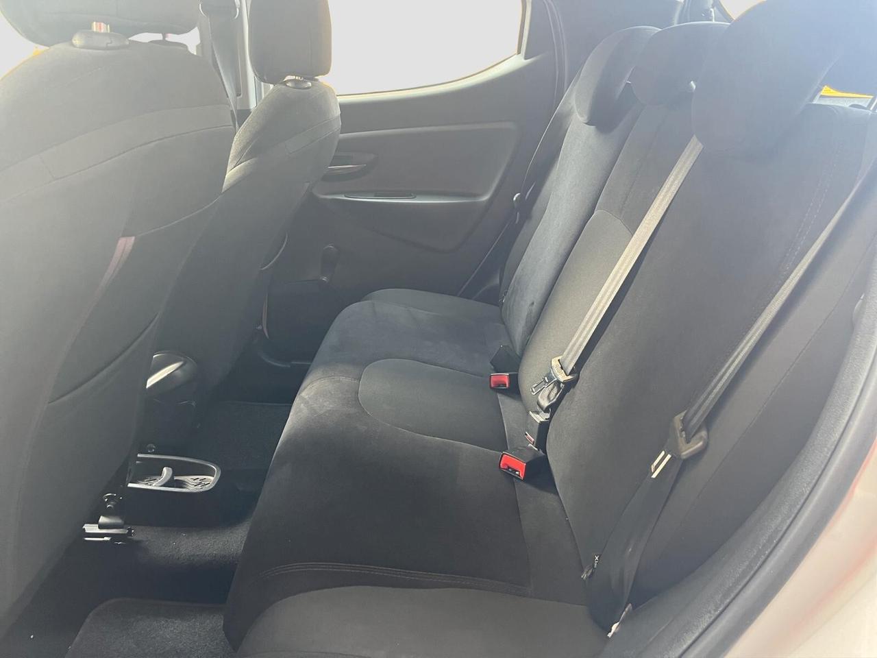 Lancia Ypsilon 1.3 MJT 95 CV 5 porte S&S Gold 2012