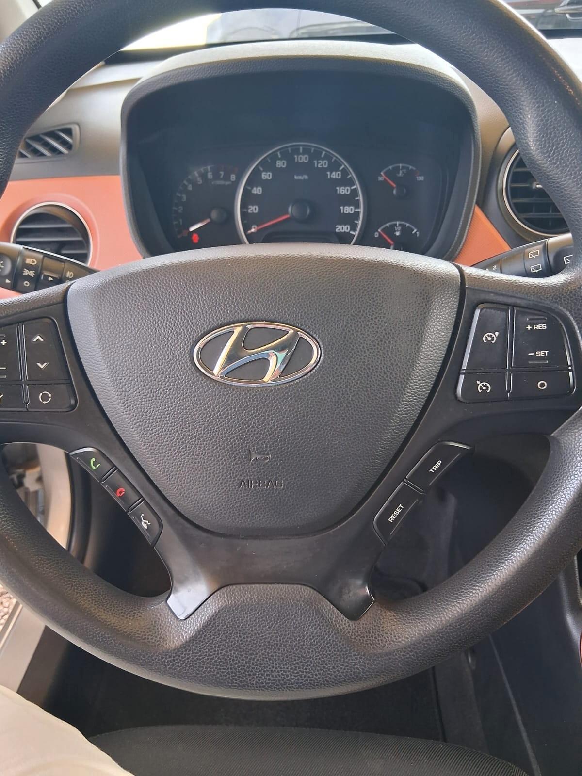 Hyundai i10 1.0 MPI Sound Edition