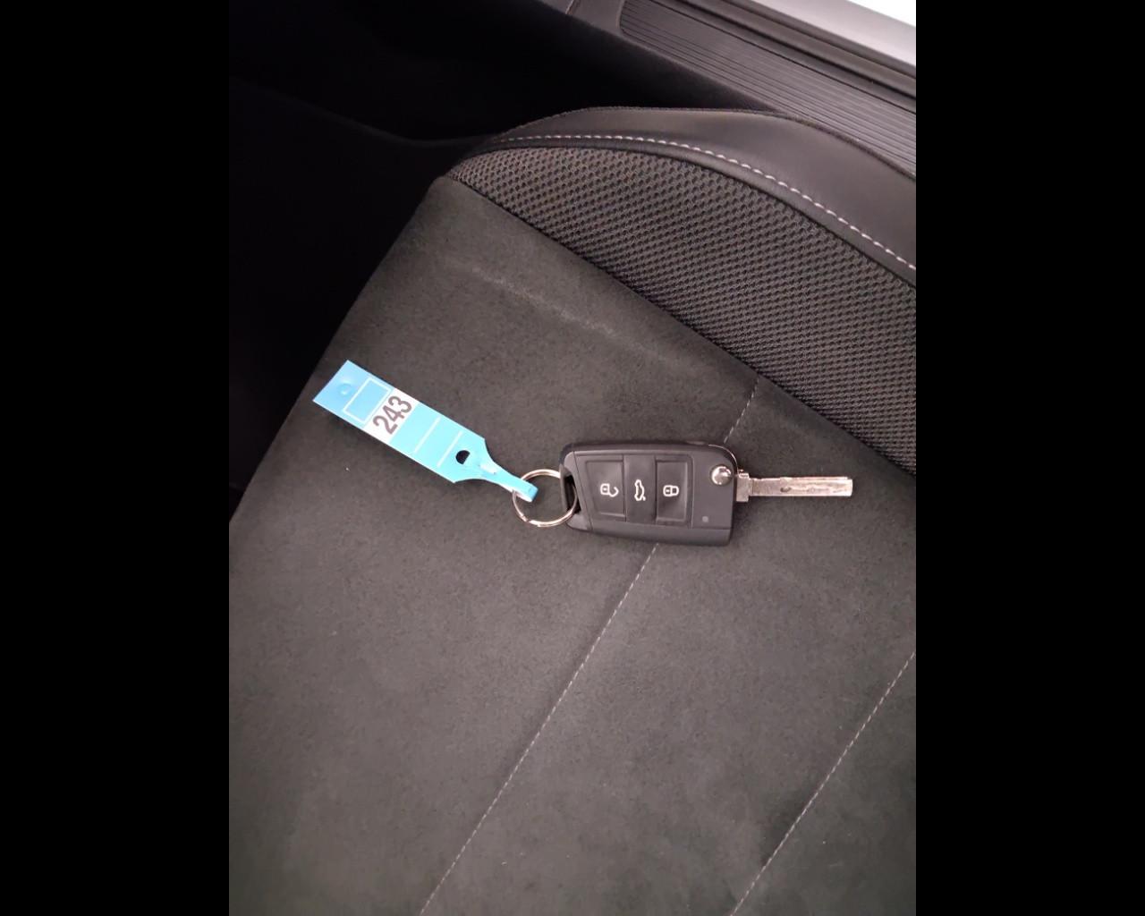 VOLKSWAGEN T-Roc I 2022 - T-Roc 1.0 tsi Style 115cv