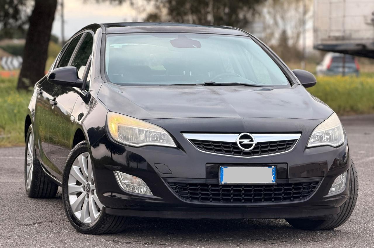 Opel Astra 1.7 CDTI 125CV 5 porte Cosmo