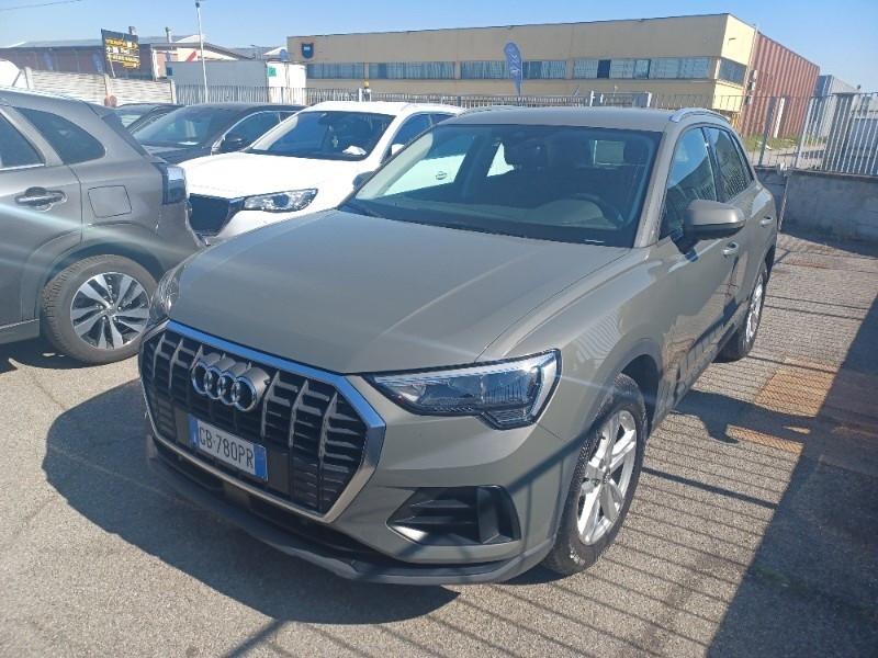Audi Q3 35 TDI S tronic Business