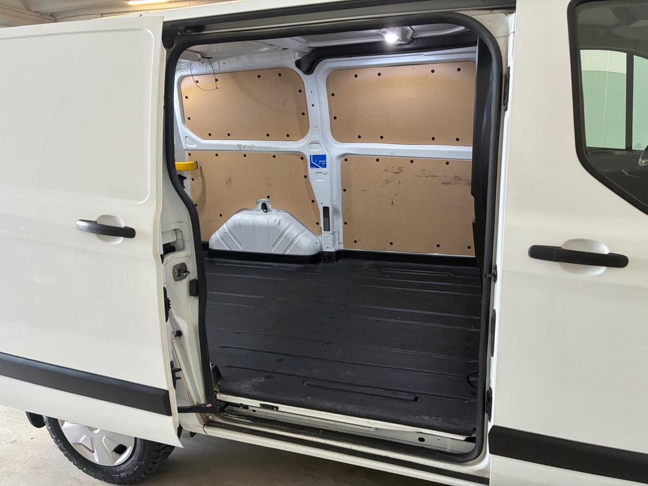 FordTransit Custom 300 2.0 idci 130 PC Trend (+IVA)