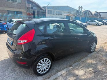 Ford Fiesta 1.4 5 porte BENZ- GPL Titanium 2010