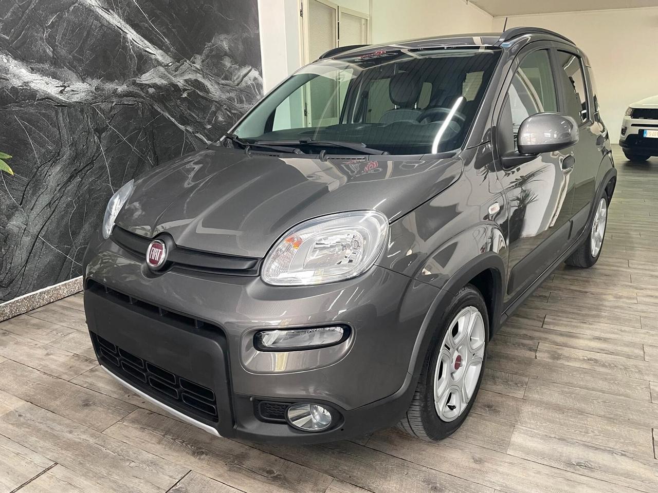 Fiat Panda 1.0 FireFly S&S Hybrid City Life 5 posti Aziendale nessun vincolo finanziario