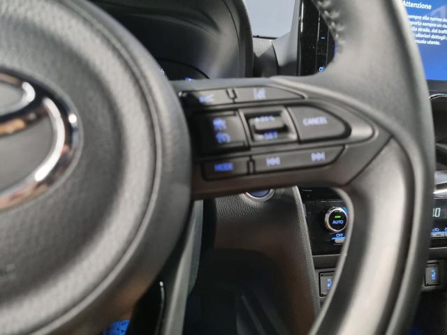 TOYOTA Yaris Cross 1.5 Hybrid 5p. E-CVT AWD-i Adventure